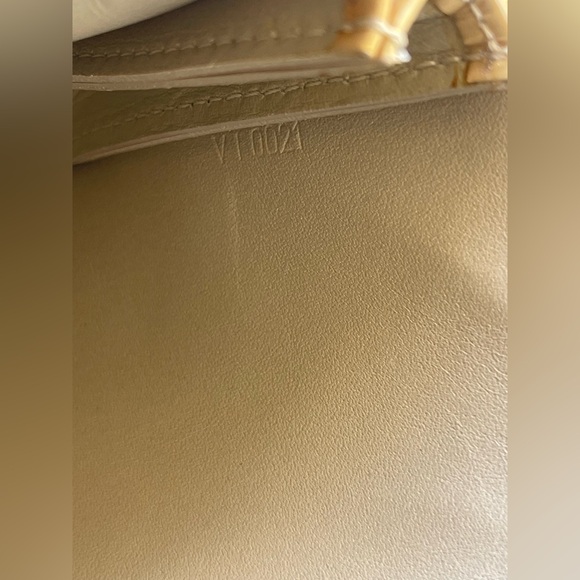 Louis Vuitton Vernis Pochette Lexington - Picture 14 of 14